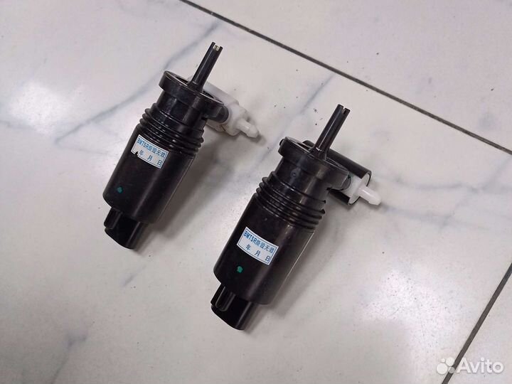 Насос омывателя лобового Mercedes-Benz W164