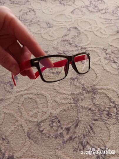 Защитные очки для компьютера