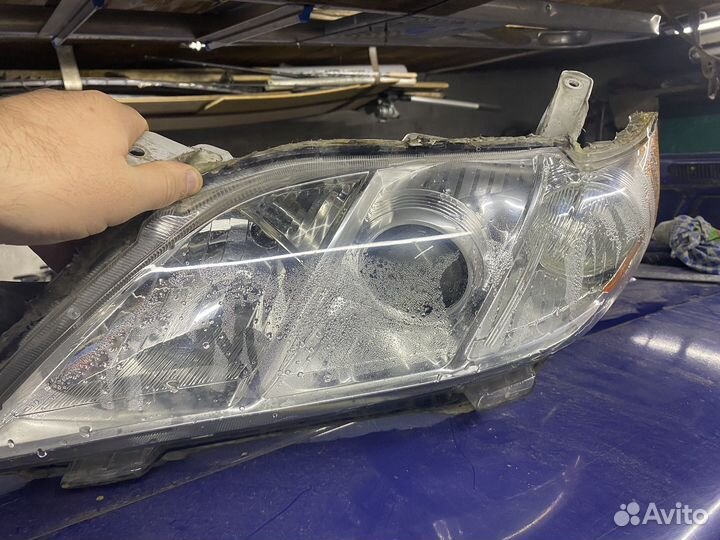 Camry 40 фара левая