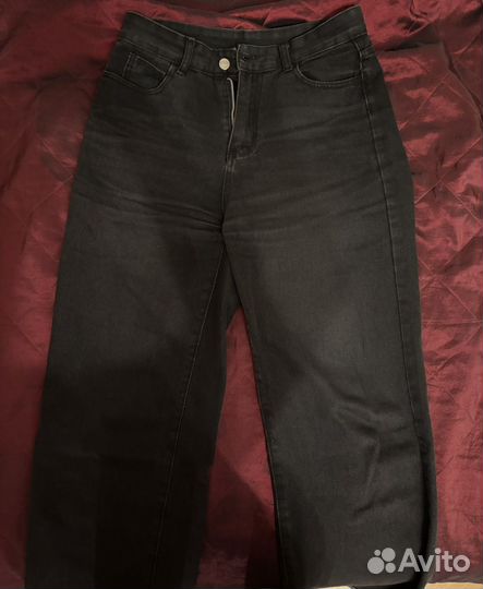 Джинсы женские