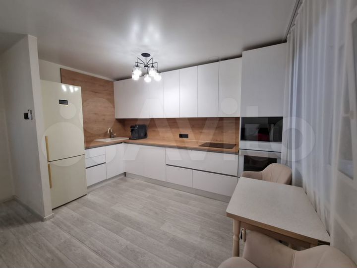 3-к. квартира, 65,2 м², 4/10 эт.