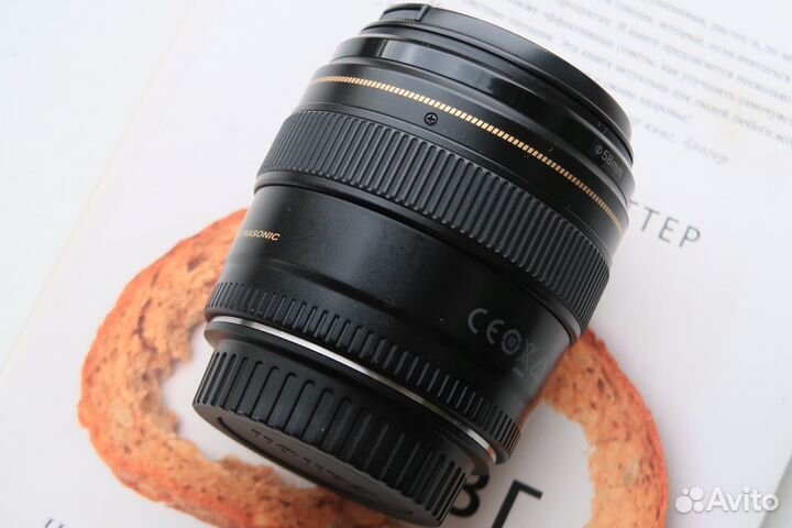 Объектив Canon EF 85mm f 1.8 USM