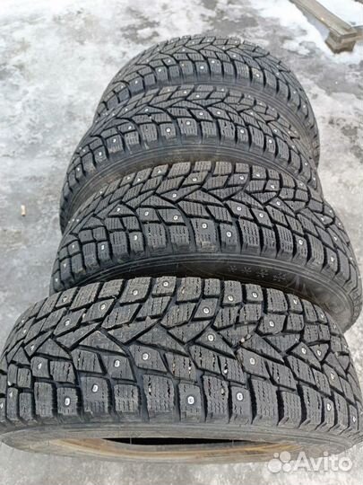 Dunlop SP Winter Ice 02 175/65 R14