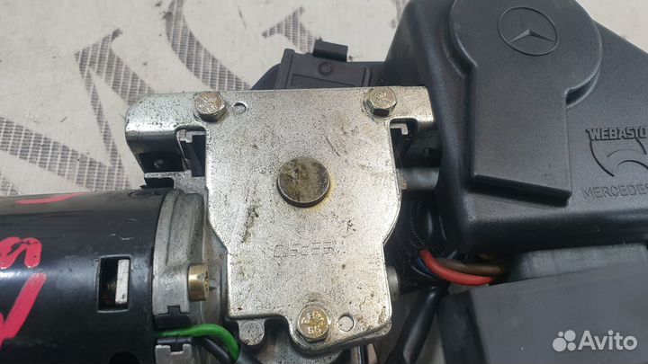 Моторчик люка Mercedes-Benz W124