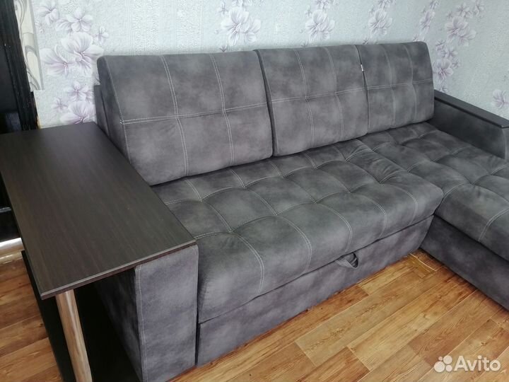 Большой угловой диван бу