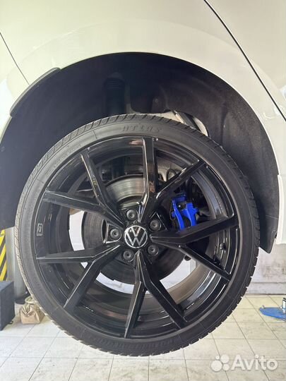 Тормозная система Golf 8 R 356/310