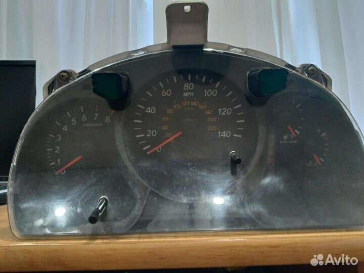 Щиток приборов