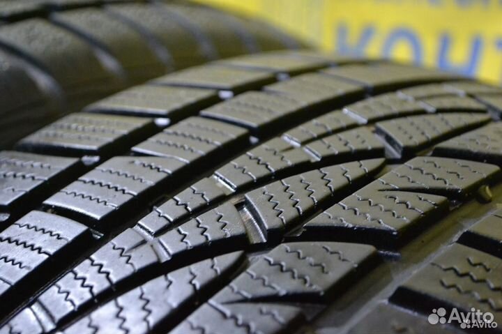 Hankook Winter I'Cept Evo 215/55 R17