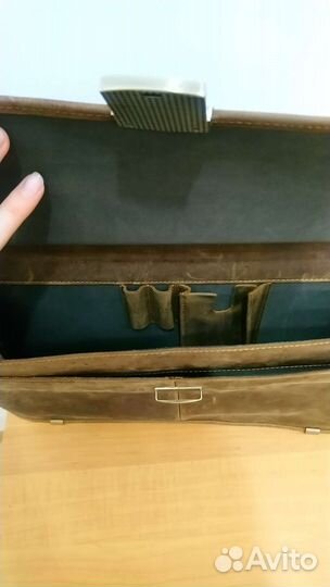 Мужской кожаный портфель