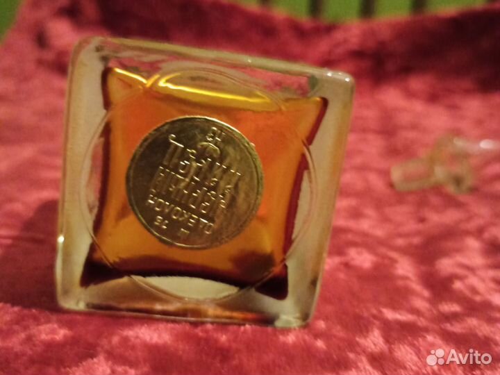 Винтажный флакон от духов, Чёрный ларец