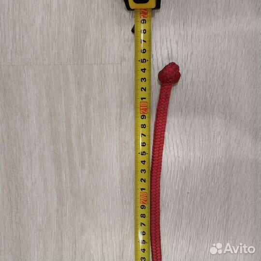 Скакалка красная гимнастическая