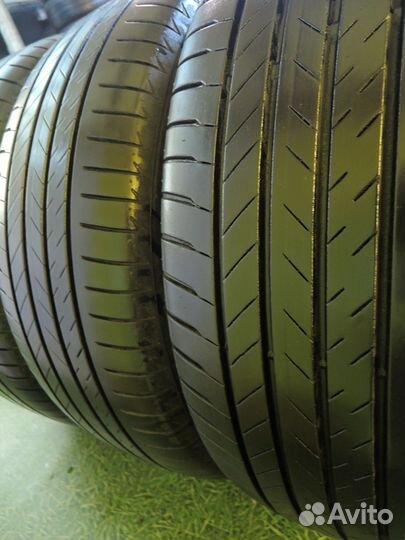 Bridgestone Alenza 001 235/55 R19