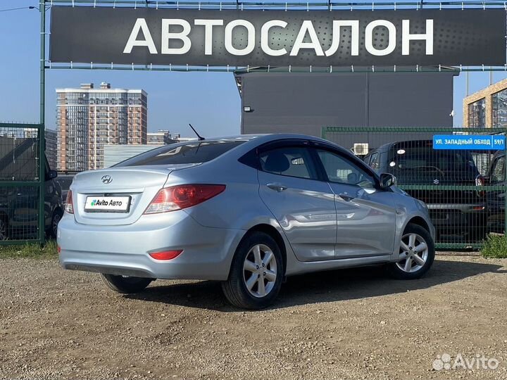 Hyundai Solaris 1.6 AT, 2013, 193 000 км