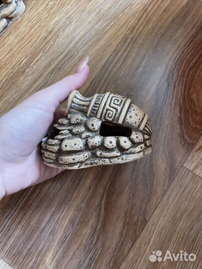 Замок для аквариума