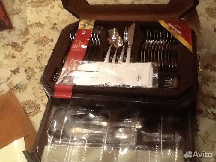 Столовый набор Swiss home