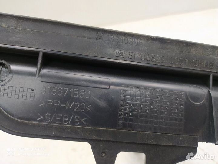 Воздуховод радиатора левый Opel Astra J 08 2010