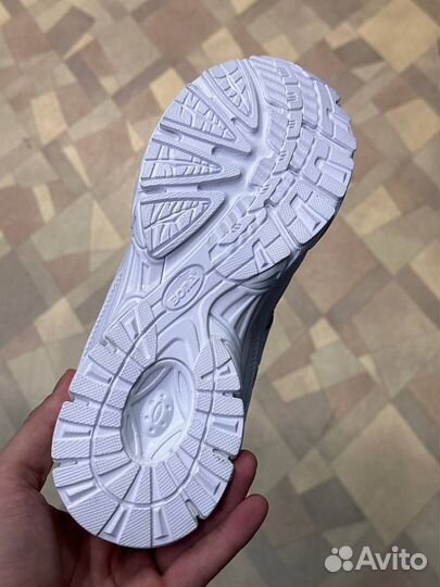 Мужские кроссовки bona новые 41-46