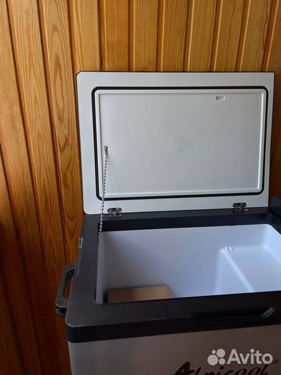 Автохолодильник 30 литров Автохолодильник Alpicool