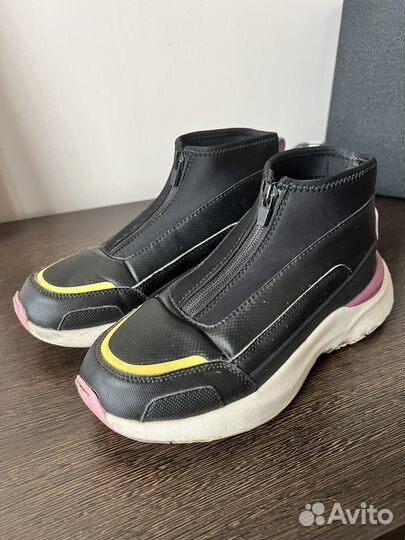 Кроссовки ботинки