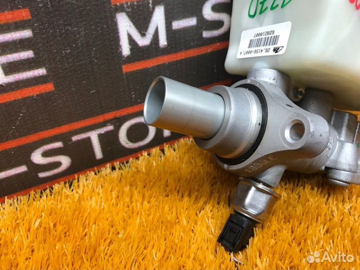 Главный тормозной цилиндр Mercedes-Benz M-Class