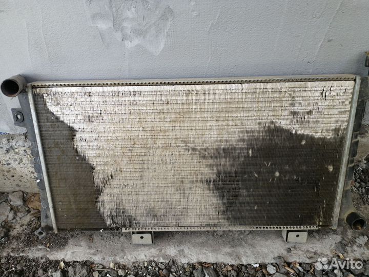 Радиатор охлаждения москвич 2141