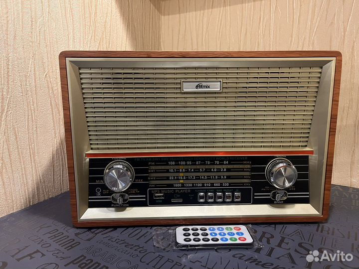 Радиоприемник Ritmix RPR-102