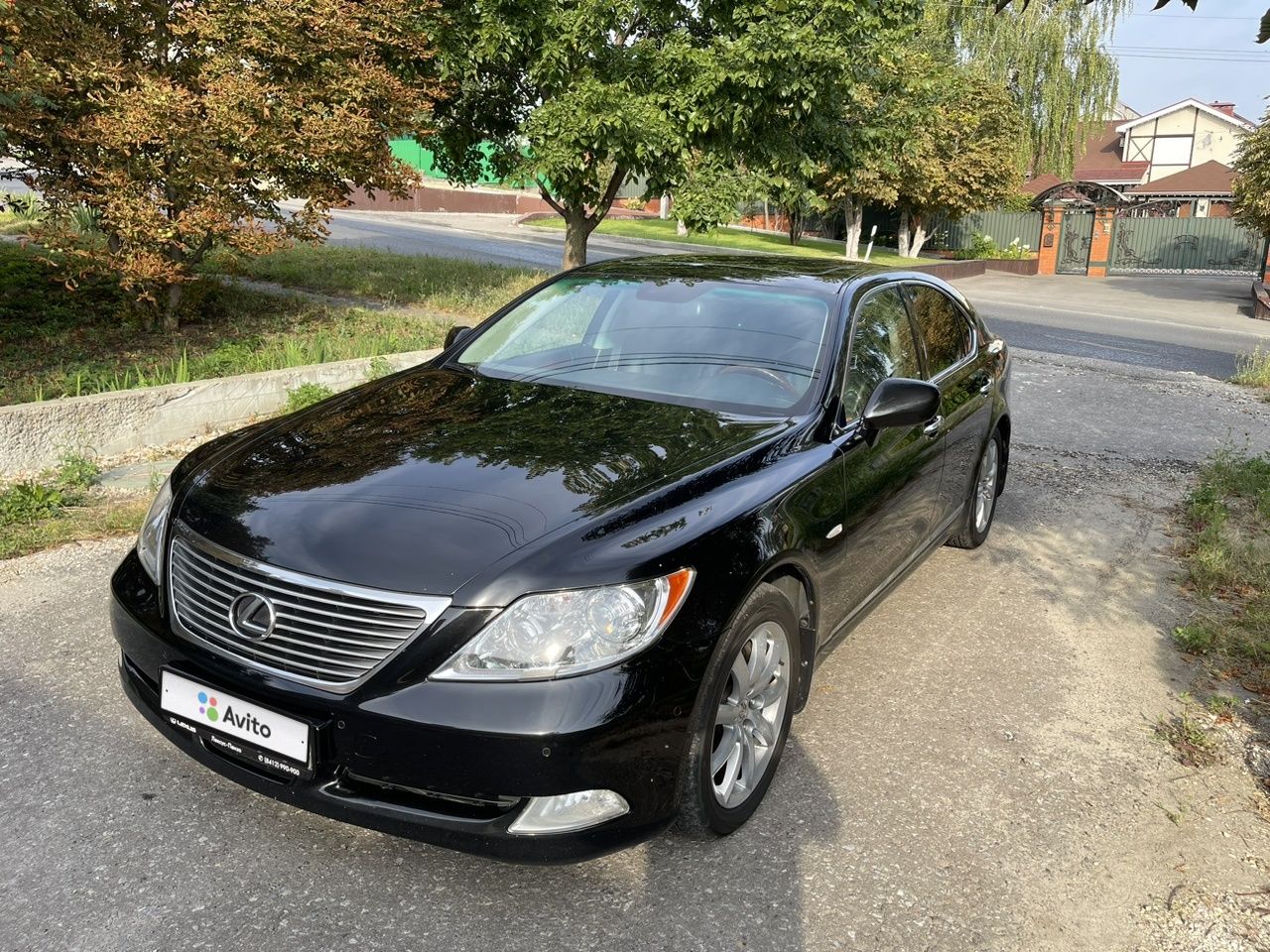 Lexus LS: фото владельца