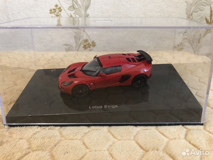 Коллекционная модель Lotus