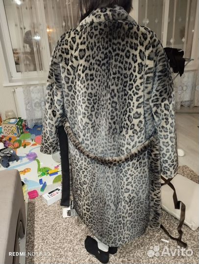 Пальто меховое женское 48 размер