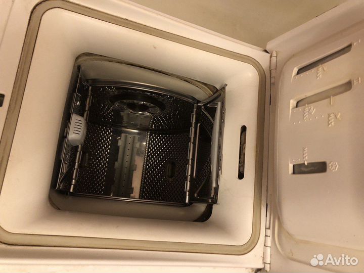 Стиральная машина Whirpool AWE6316