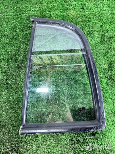 Стекло двери задней левой (форточка) Hyundai Getz