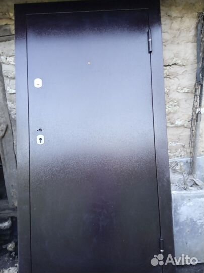 Дверь входная металлическая уличная новая