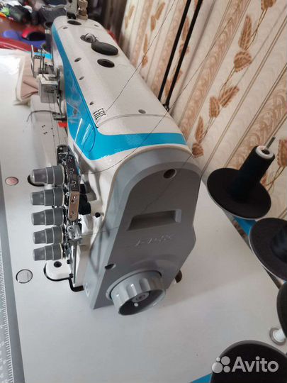 Промышленная швейная машина JK-W4-D-05CB (6,4 мм)