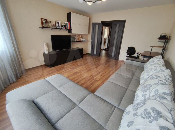 2-к. квартира, 60,4 м², 9/17 эт.