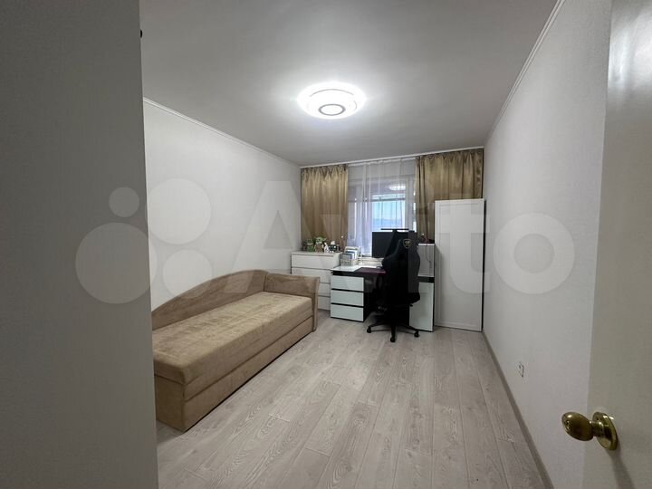 4-к. квартира, 102,3 м², 5/5 эт.