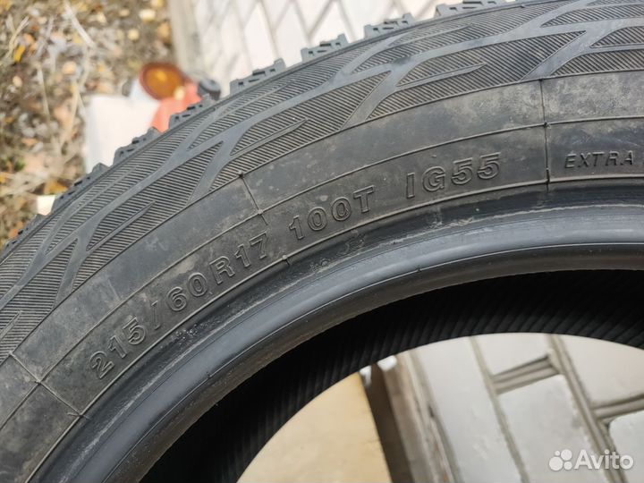 Yokohama Ice Guard Stud IG55 215/60 R17