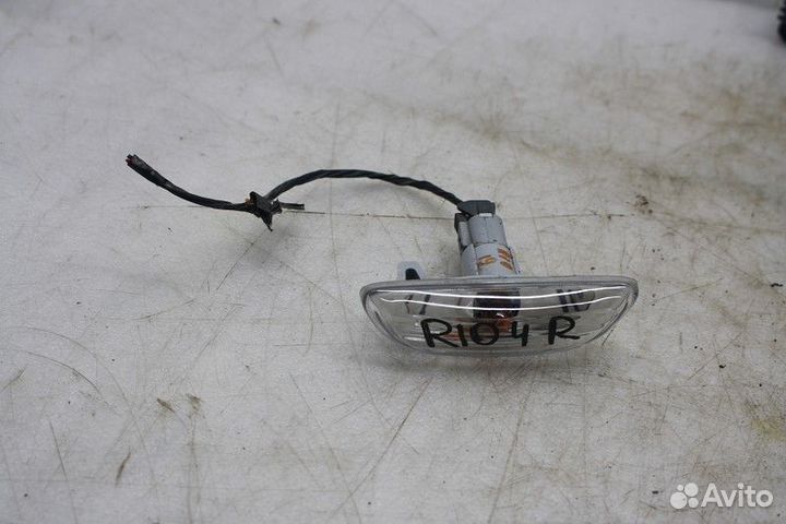 Повторитель на крыло KIA RIO 2017