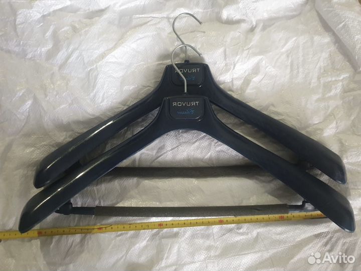 Вешалки плечики