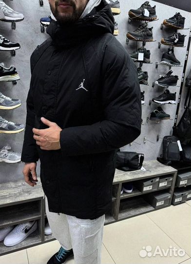 Зимний стиль: мужская куртка Jordan на каждый день