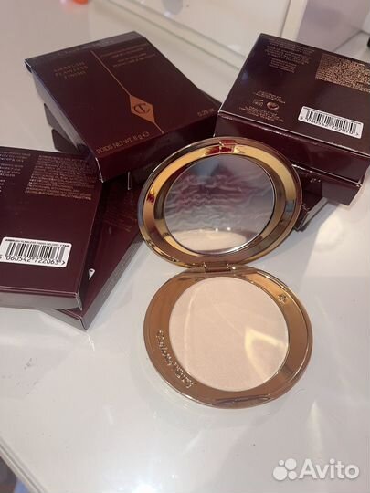 Charlotte tilbury пудра