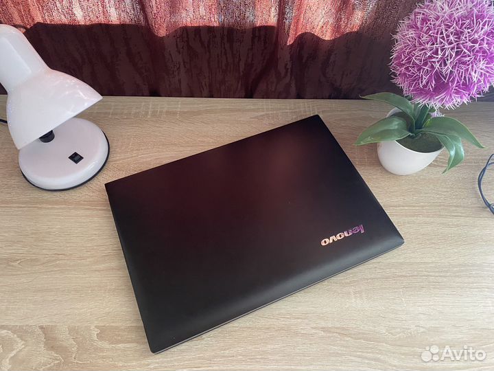 Ноутбук lenovo