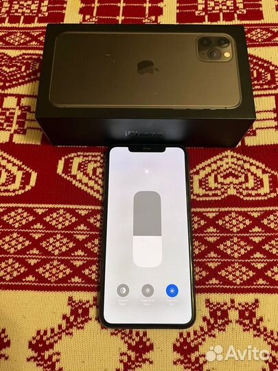 iPhone 11 Pro Max, 64 ГБ