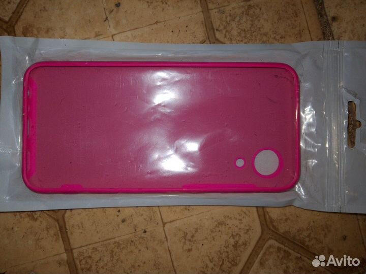 Чехол на телефон