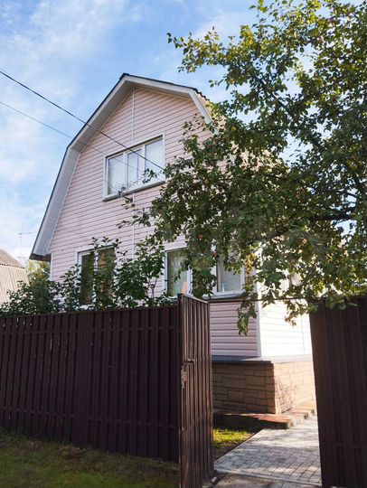 Дом 45,6 м² на участке 6,4 сот.