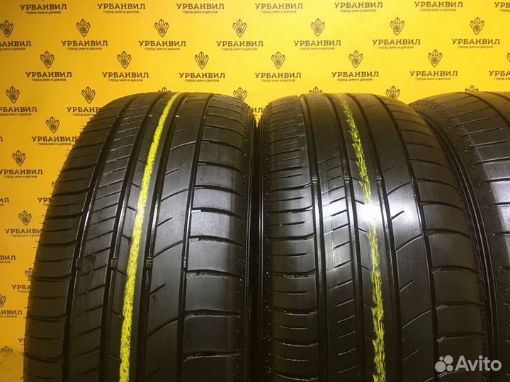 Goodyear EfficientGrip RVF02 215/55 R17 98V