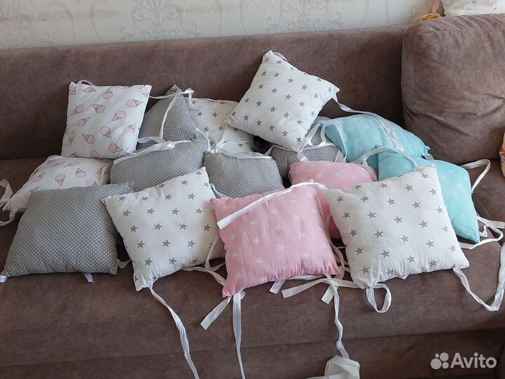 Бортики подушки в детскую кроватку