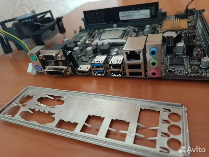 Материнская плата с процессором 1151