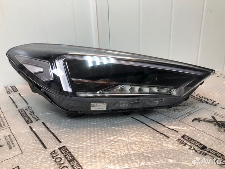 Фара светодиодная передняя правая Hyundai Tucson