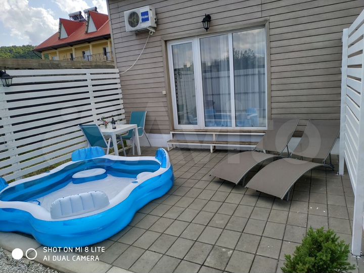 Дом 277 м² на участке 8,5 сот.