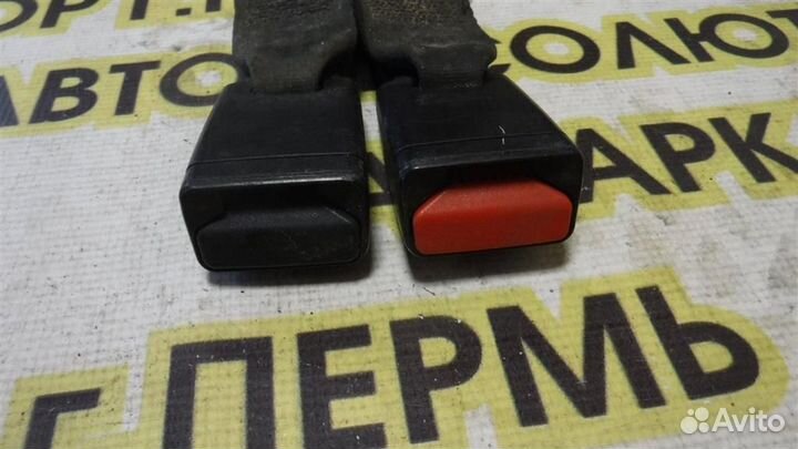 Ответная часть ремня безопасности Renault Sandero